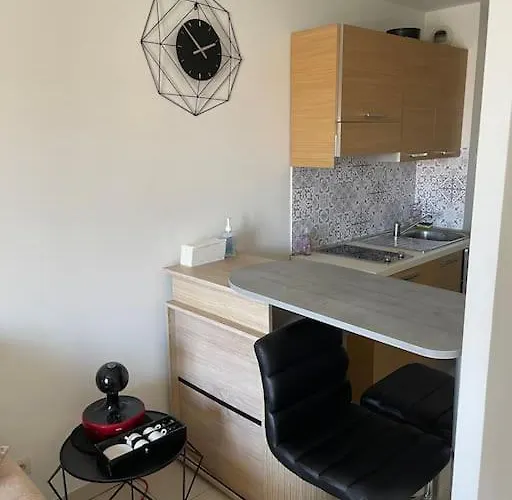 Cosy 1Br, 1-Min Walk To Promenade Des Anglais & Beach, Sea View