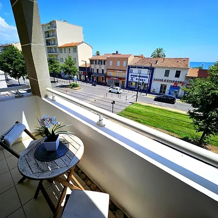 Cosy T2 1-min Walk To Promenade Des & Beach, Sea View アパート *